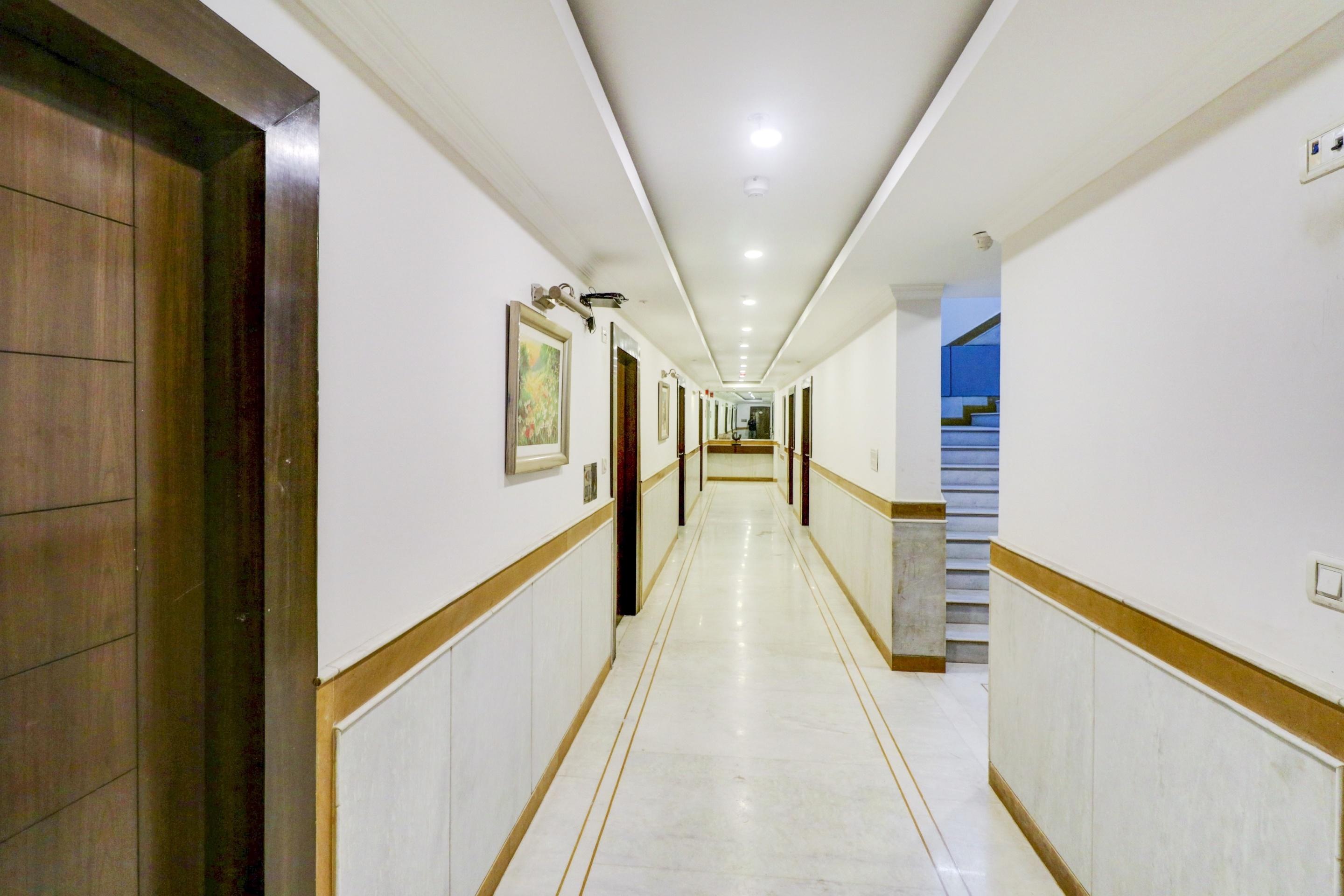 แคปิตัล โอ 4051 ลา แซฟไฟร์ Hotel นิวเดลี ภายนอก รูปภาพ